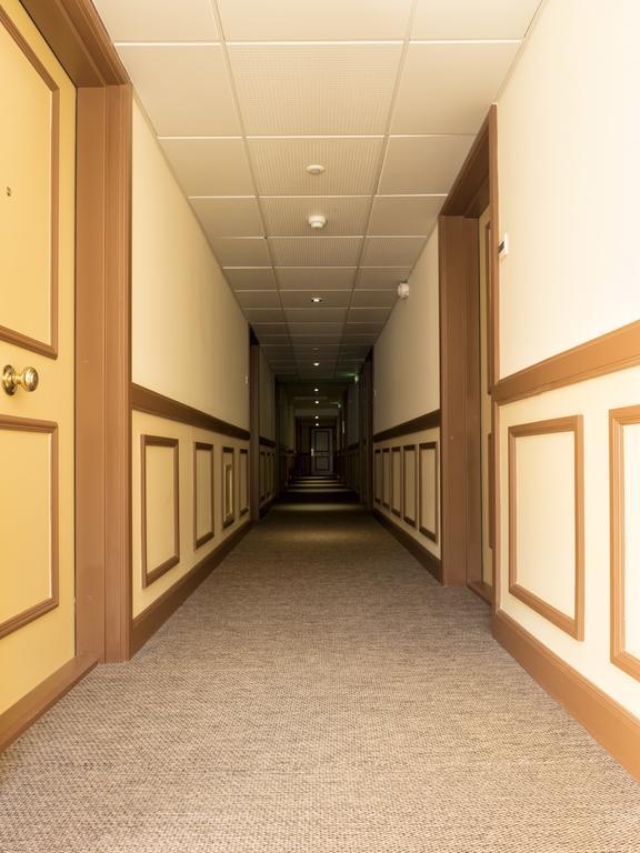 เรซิเดนซ์ โฮเต็ล เล ดึก เด เชอโวร์ Aparthotel เฌอวัวร์ส ภายนอก รูปภาพ